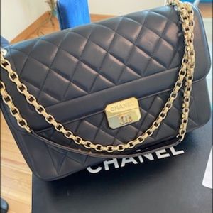 Chanel Chain Handbag